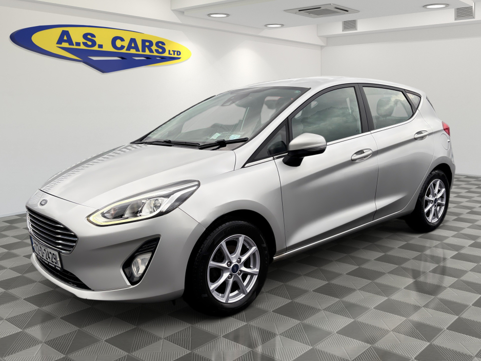 Ford Fiesta 1.1 ZETEC 85PS 5DR
