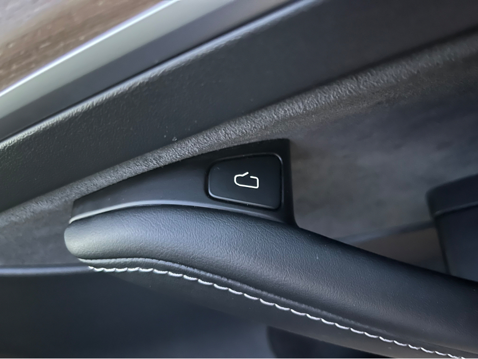 2024 Tesla Model Y 0L Electric For Sale Images