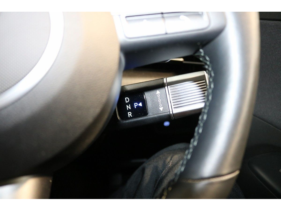 Hyundai Kona Electric Platinum 65KWH EV - — thumbnail 18