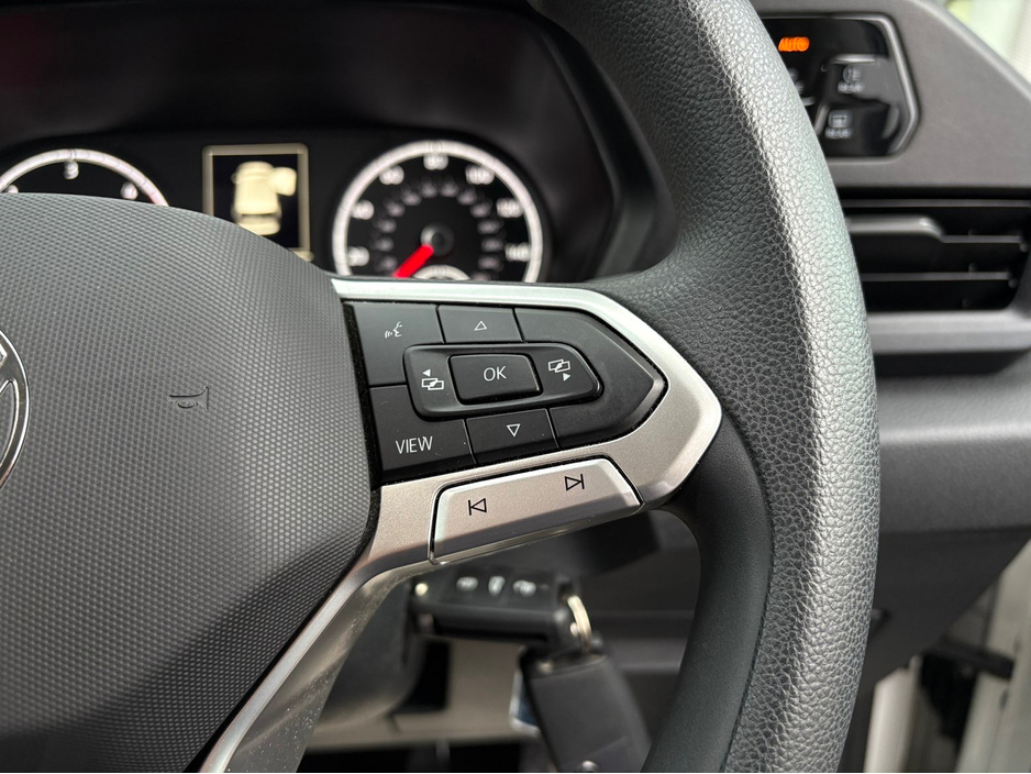 2022 Volkswagen Caddy Maxi Life 2L Diesel For Sale Images