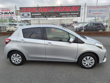 Toyota Vitz (2yr warranty) 999cc petrol...