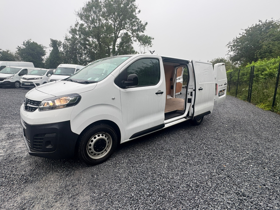 2021 Opel Vivaro 1.5L Diesel For Sale Images