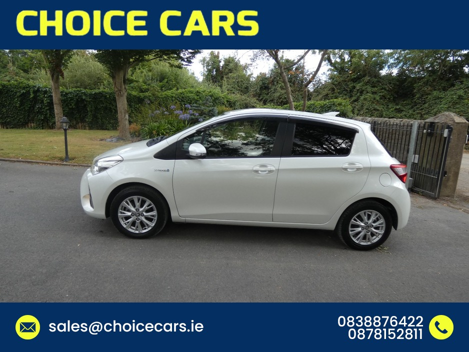 2017 Toyota Yaris 1.5L Hybrid For Sale Images