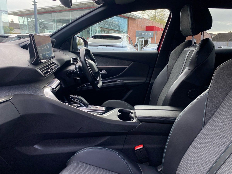 Peugeot 3008 1.5 BlueHDi 130bhp Auto Allure — thumbnail 14