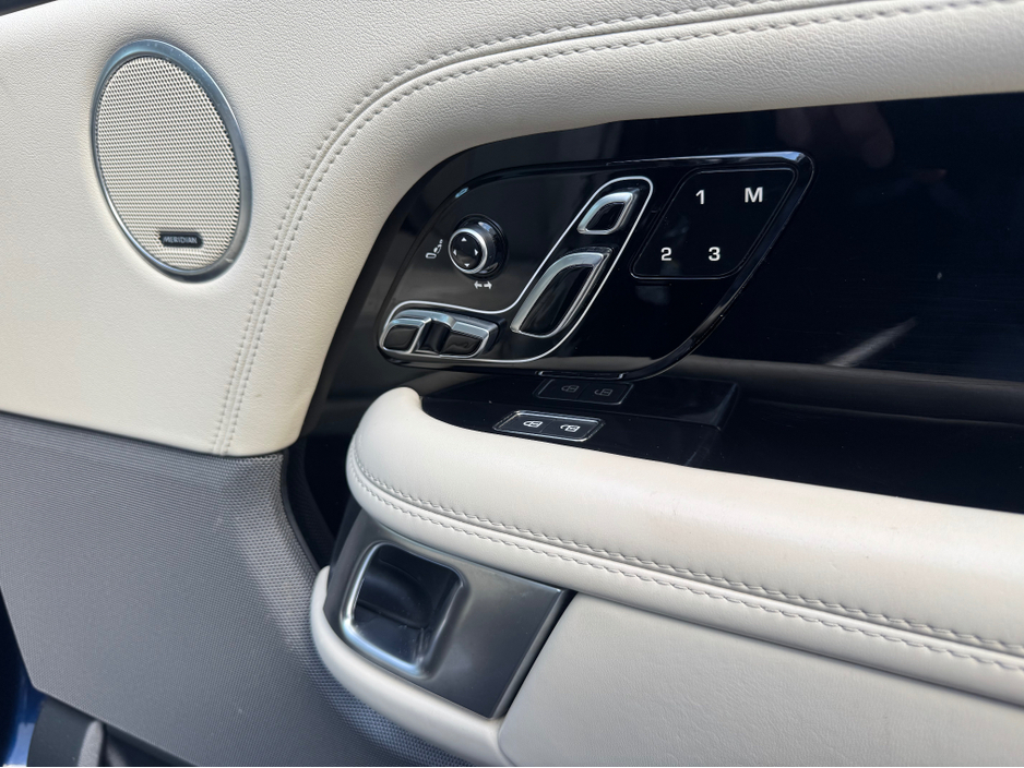 2021 Land Rover Range Rover 2.0L Petrol Plug-in Hybrid For Sale Images