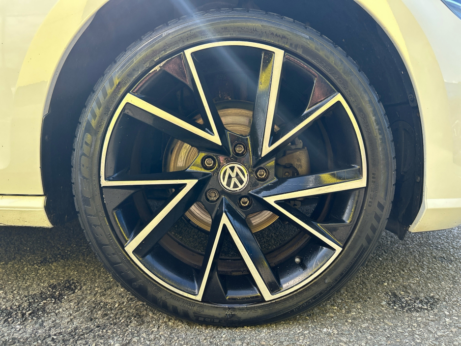 2021 Volkswagen Golf 1L Petrol For Sale Images