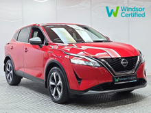 Nissan Qashqai 1.3 PET MILD HYBRID SV PREMIUM