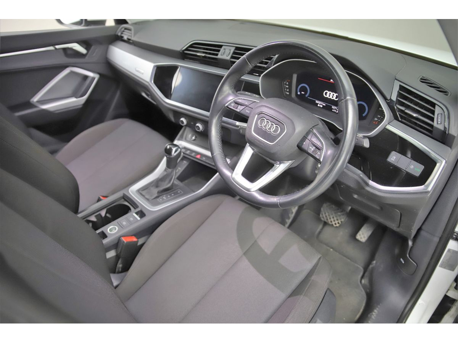 Audi Q3 35 TDI 150BHP S TRONIC SE — thumbnail 13