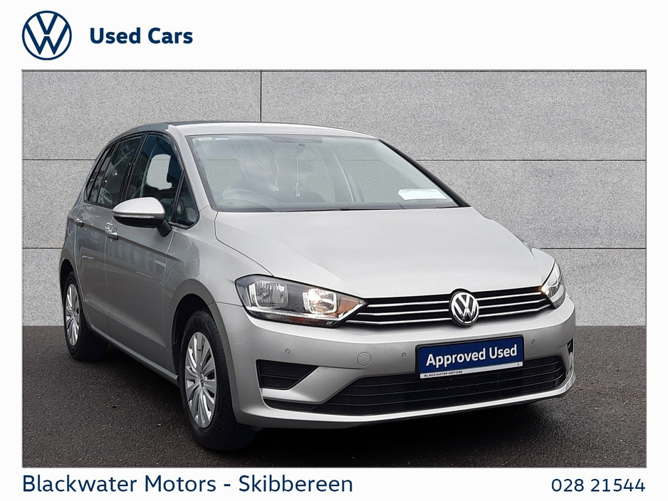 2017 Volkswagen Golf SV