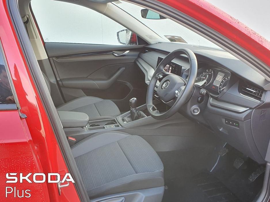 Skoda Octavia OCTAVIA AMB 1.0TSI 110HP "Call Skoda Sales 061-416000" — thumbnail 8