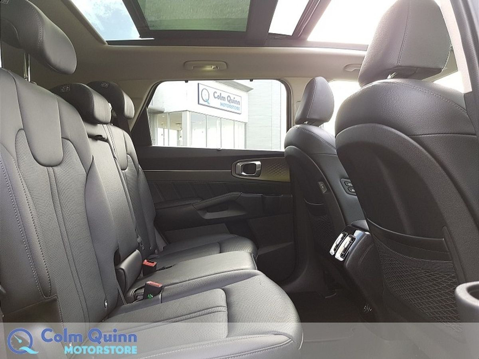 2024 Kia Sorento 1.6L Petrol Plug-in Hybrid For Sale Images