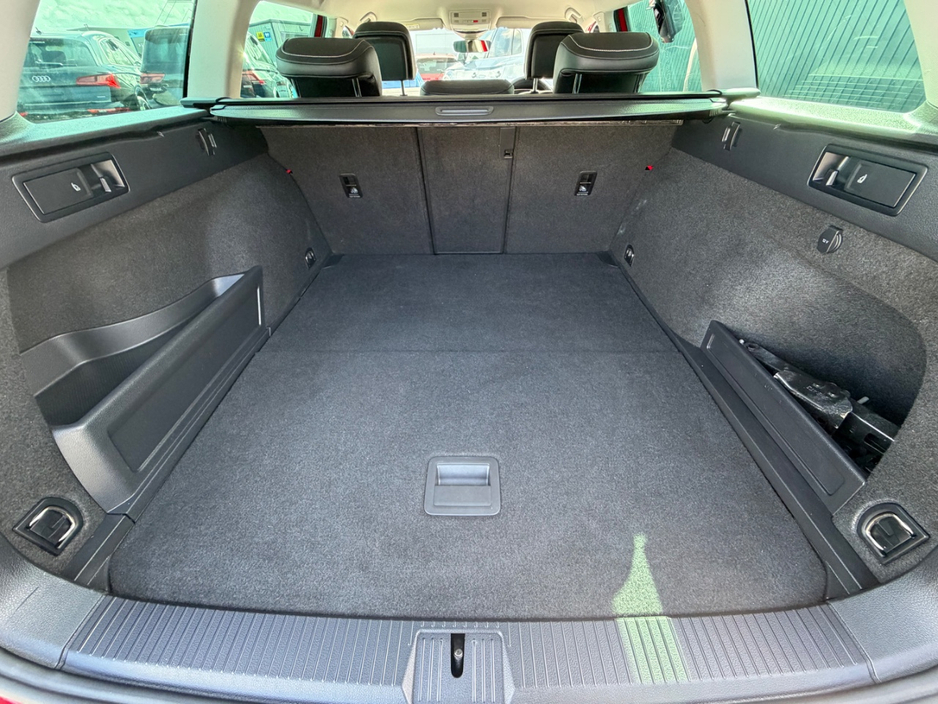 2022 Volkswagen Passat 1.4L Hybrid For Sale Images