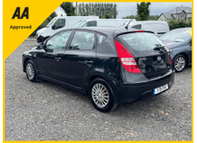 2011 Hyundai i30 1.6L Diesel For Sale Images