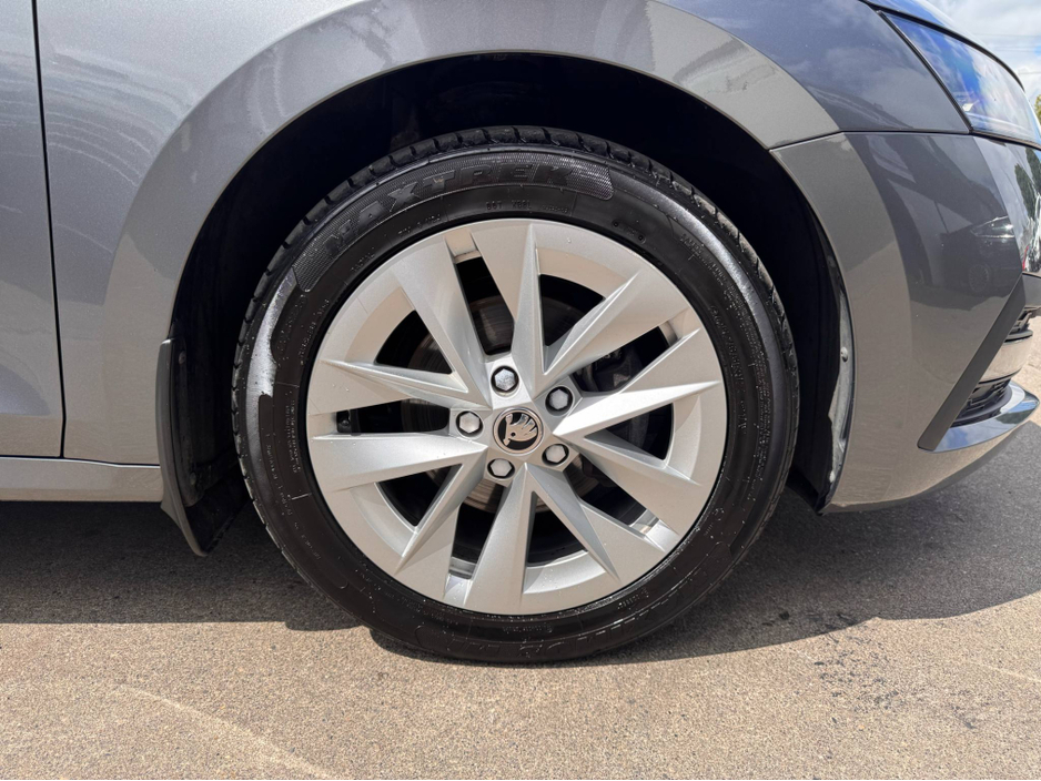 2022 Skoda Octavia 2.0L Diesel For Sale Images