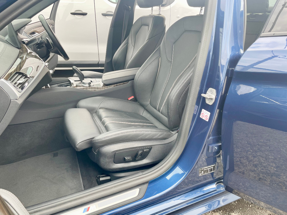 2023 BMW 5 Series 2L Petrol Plug-in Hybrid For Sale Images