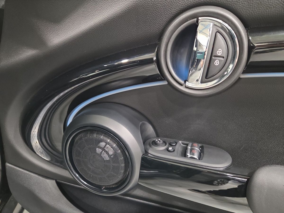 2023 MINI Hatch 0L Electric For Sale Images