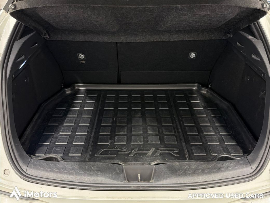 Toyota C-HR G HYBRID AUTOMATIC — thumbnail 14