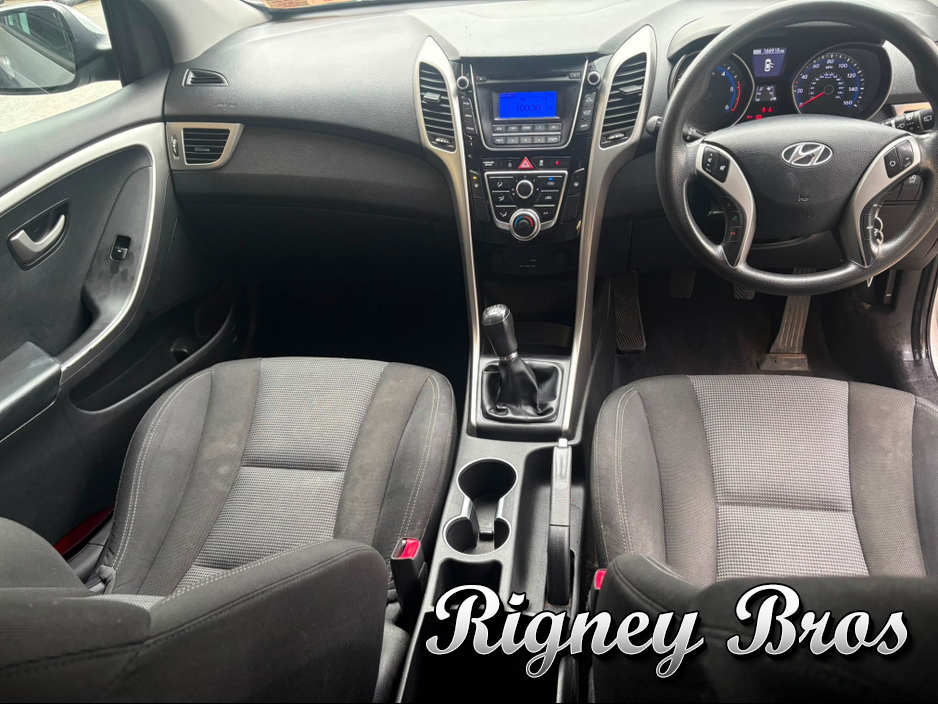 2015 Hyundai i30 1.6L Diesel For Sale Images