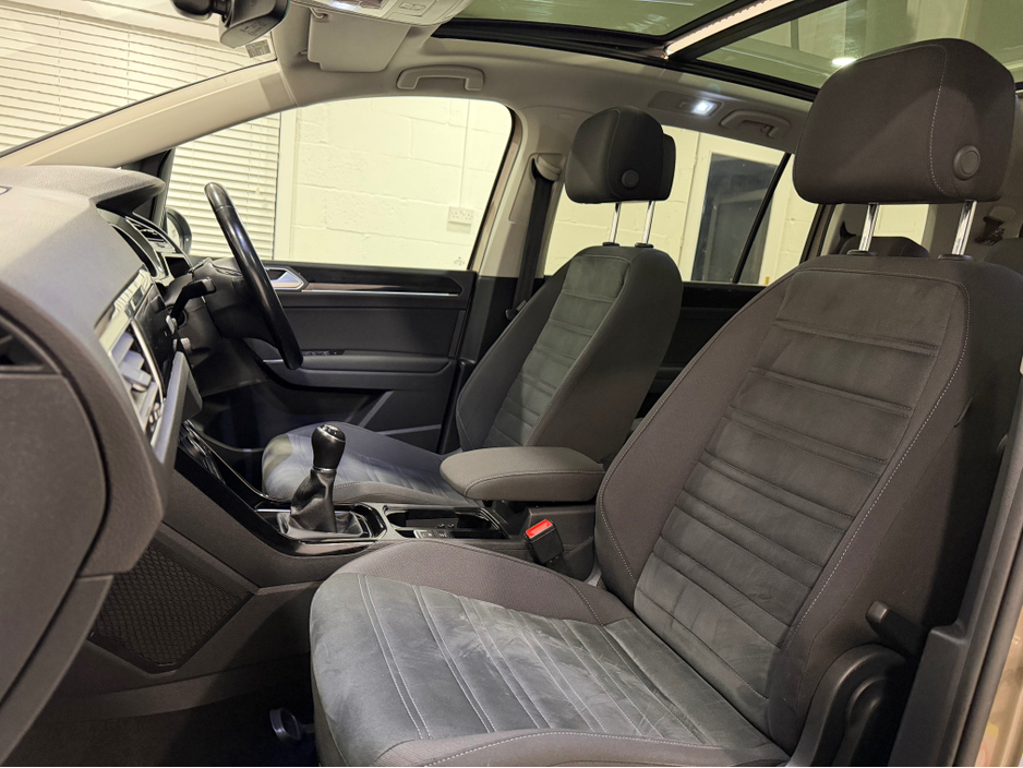 2017 Volkswagen Touran 1.6L Diesel For Sale Images