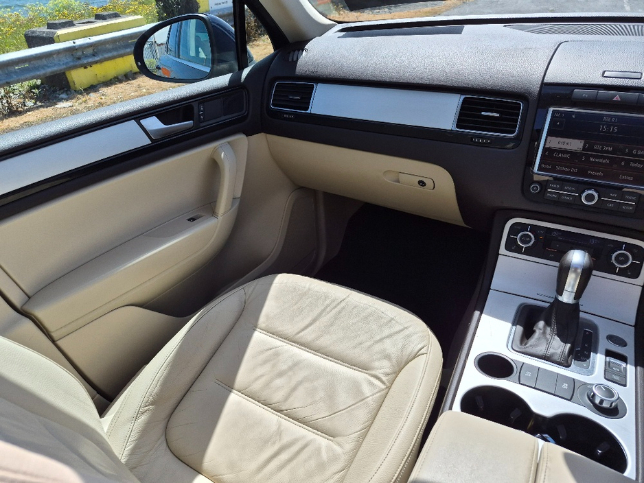 2014 Volkswagen Touareg 3L Diesel For Sale Images