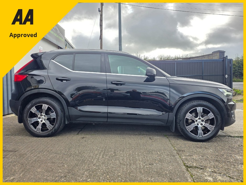 2019 Volvo XC40 2L Diesel For Sale Images