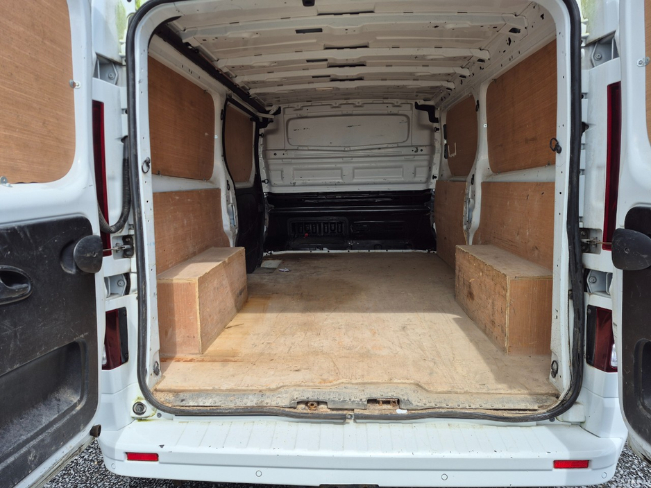 2021 Renault Trafic 2L Diesel For Sale Images