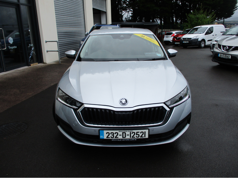2023 Skoda Octavia 2L Diesel For Sale Images
