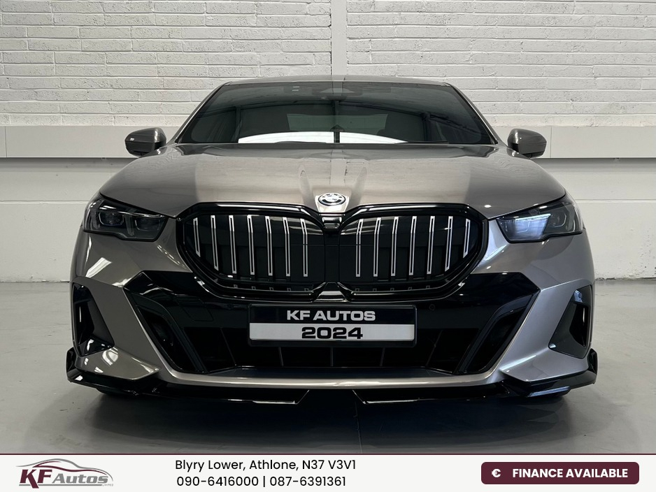 2024 BMW 5 Series 2L Petrol Plug-in Hybrid For Sale Images