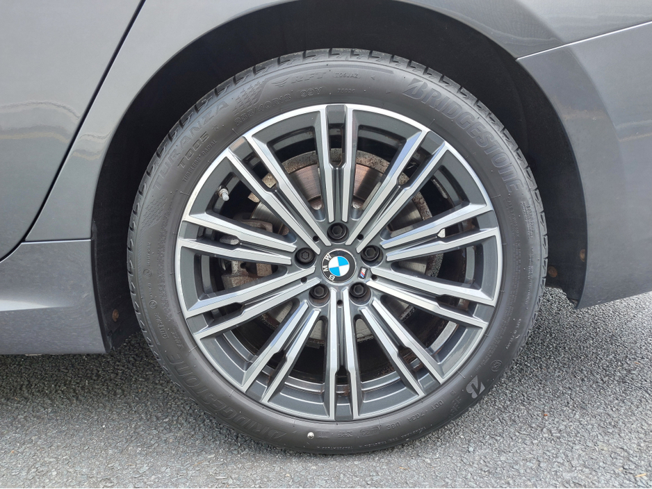 2021 BMW 3 Series 2.0L Petrol Plug-in Hybrid For Sale Images