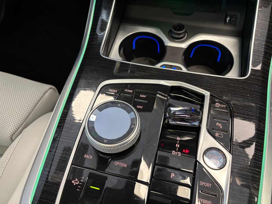 2026 BMW X5 3L Petrol Plug-in Hybrid For Sale Images