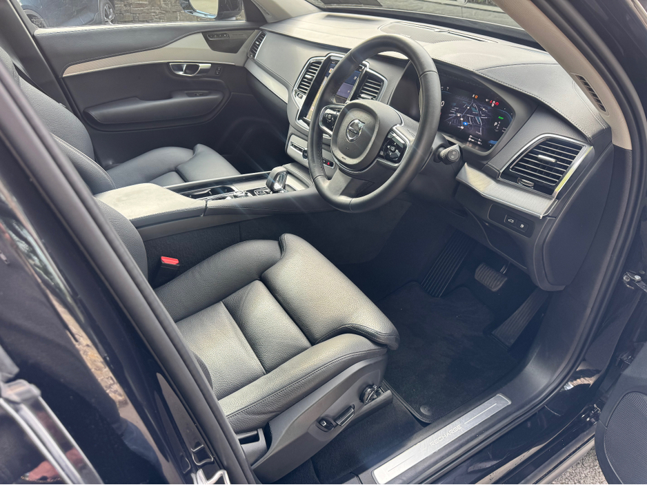 2024 Volvo XC90 2.0L Petrol Plug-in Hybrid For Sale Images
