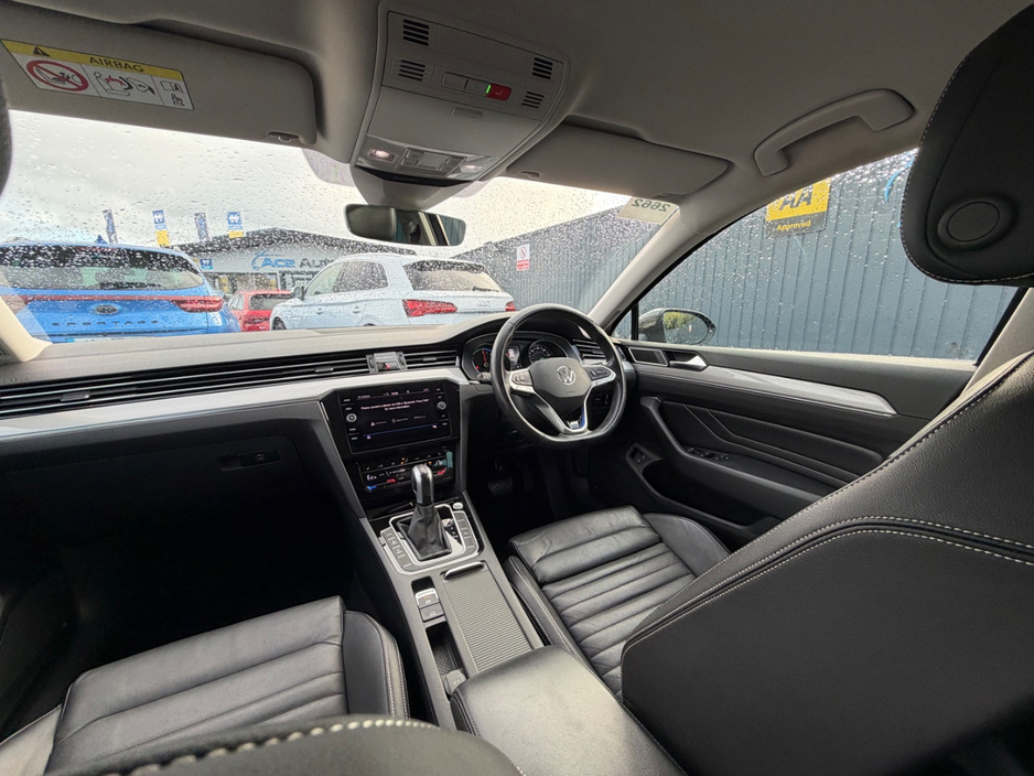 2022 Volkswagen Passat 1.4L Hybrid For Sale Images