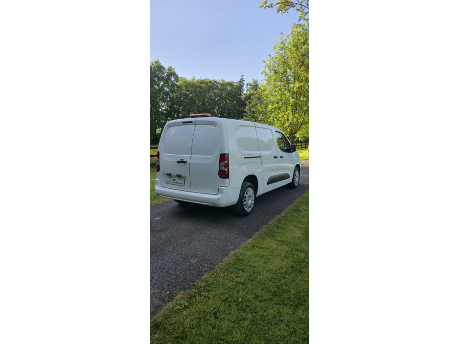 2021 Opel Combo 1.5L Diesel For Sale Images
