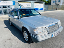 1995 Mercedes-Benz E Class 2.8L Petrol For Sale Images