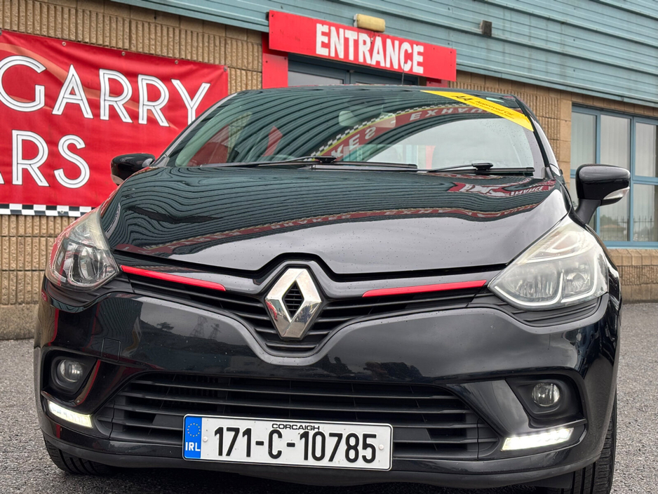 2017 Renault Clio 0.9L Petrol For Sale Images