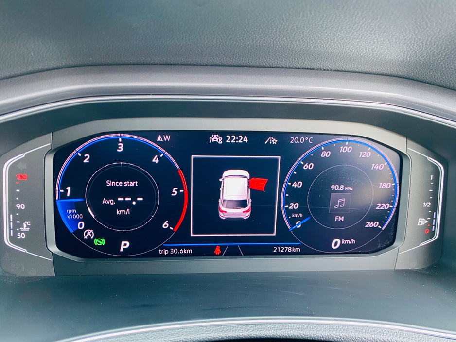 2021 Volkswagen T-Roc 2L Diesel For Sale Images