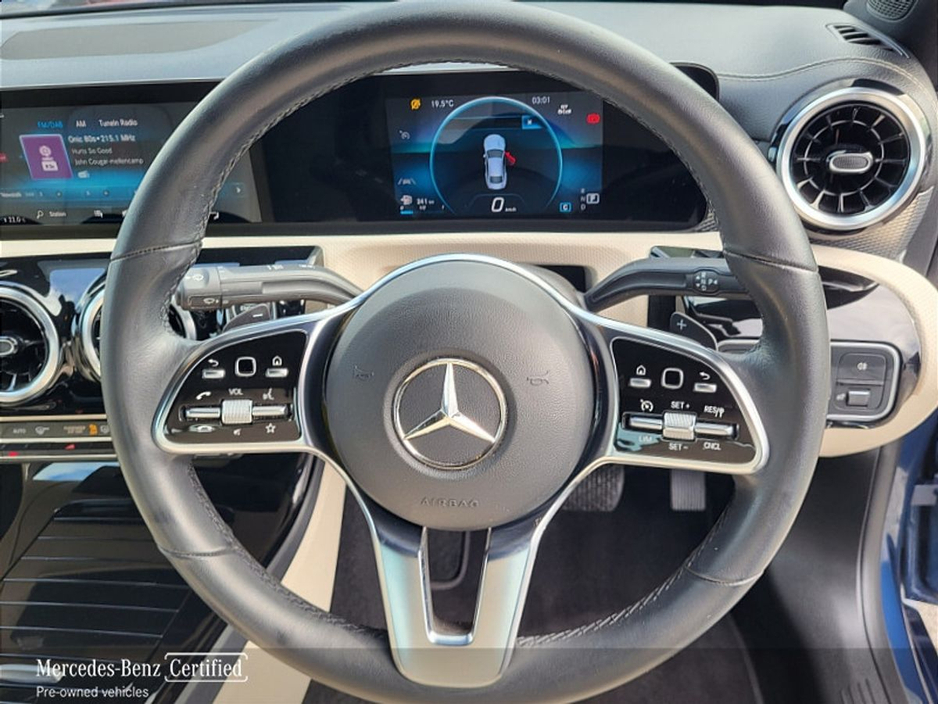 Mercedes-Benz CLA Class CLA200d Coupe Progressive AUTO — thumbnail 11