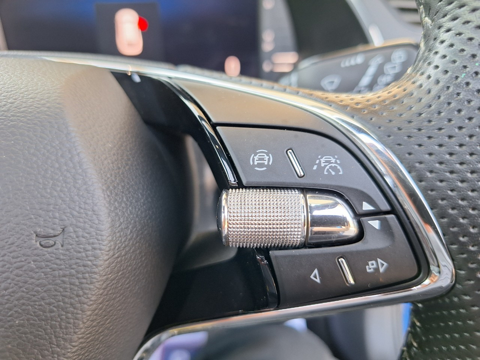 2022 Skoda Superb 2L Diesel For Sale Images