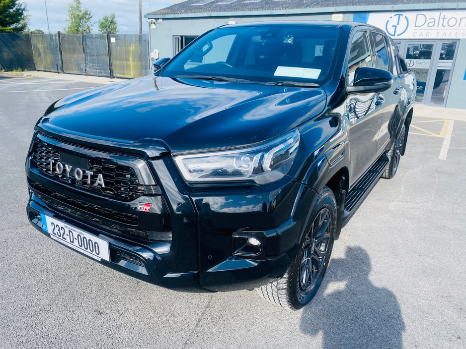 2023 Toyota Hilux For Sale Images