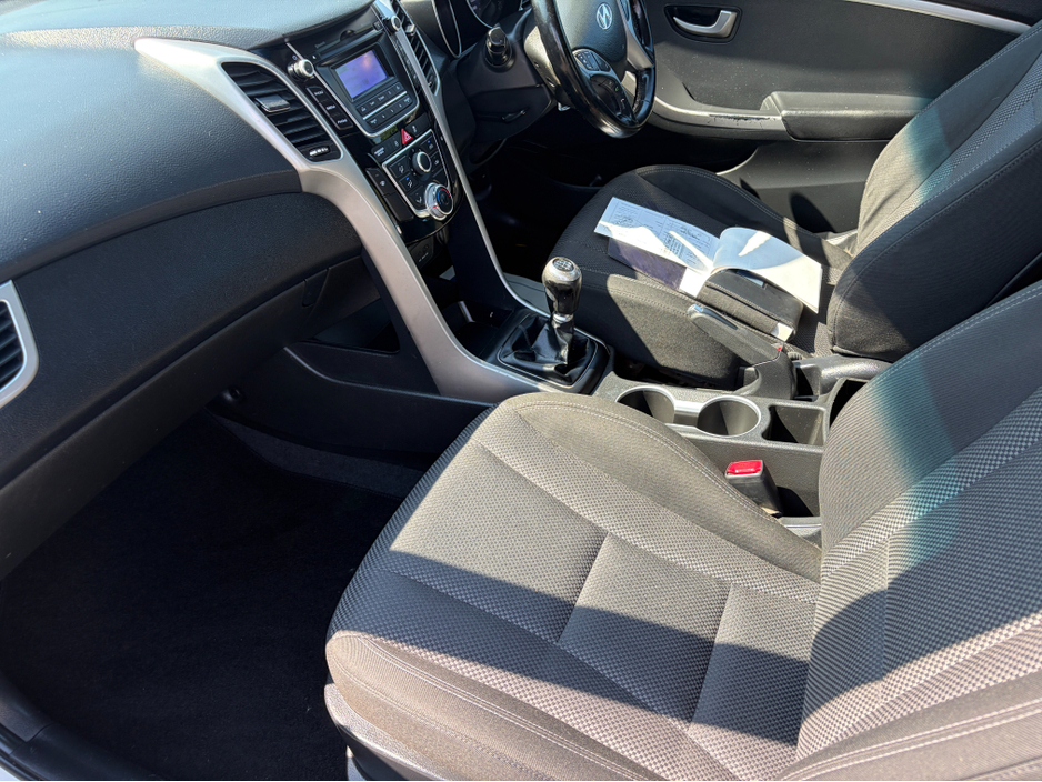 2015 Hyundai i30 1.4L Diesel For Sale Images