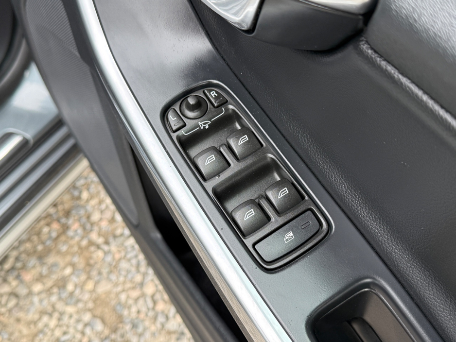 2015 Volvo S60 2L Diesel For Sale Images