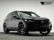 Volkswagen Touareg R-LINE 3.0 TDI V6 4MOTION
