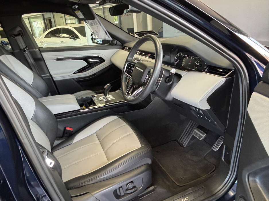 2023 Land Rover Range Rover Evoque 1.5L Petrol Plug-in Hybrid For Sale Images
