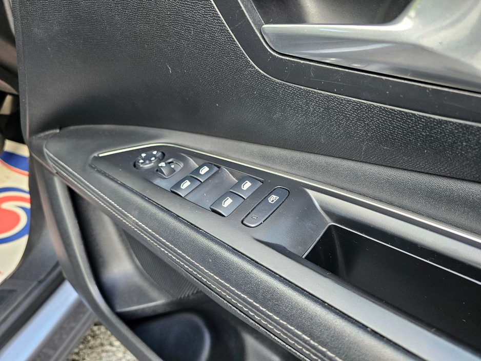 2020 Peugeot 3008 1.5L Diesel For Sale Images
