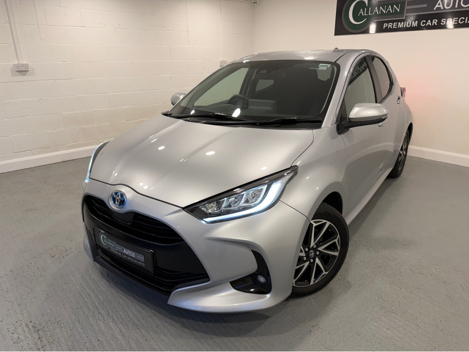 2022 Toyota Yaris 1.5L Hybrid For Sale Images