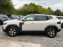 2025 Dacia Duster 1.6L Petrol Hybrid For Sale Images