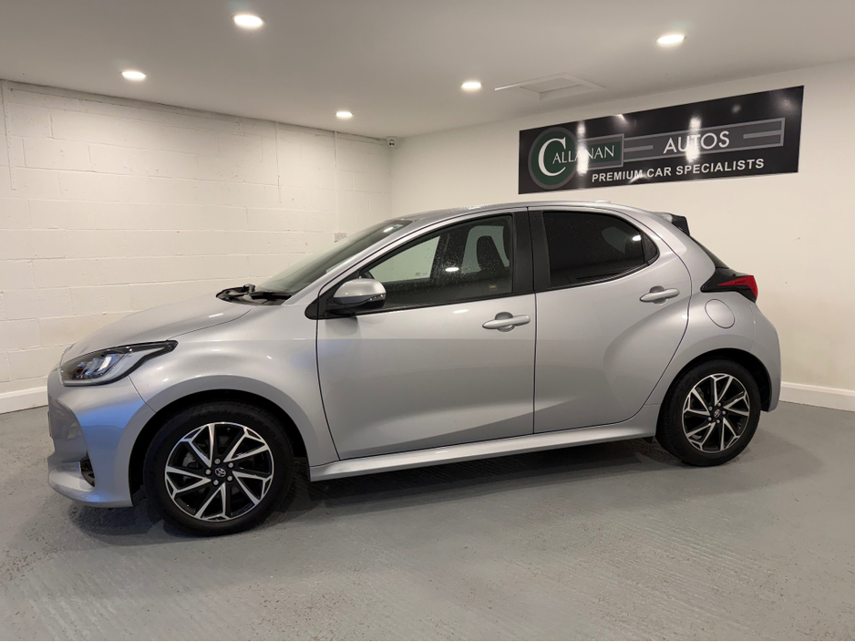 2022 Toyota Yaris 1.5L Hybrid For Sale Images