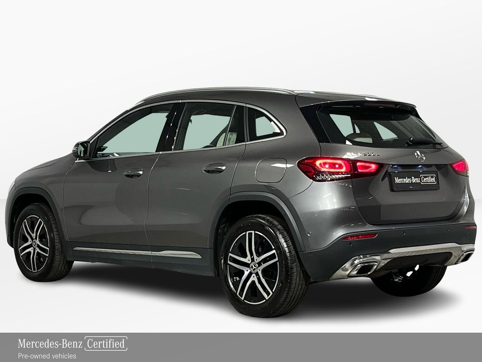 Mercedes-Benz GLA Class GLA 200 d Auto Progressive - 18 Inch Alloys - KEYLESS access - Rear View Camera - Heated Seats - Active Parking Assist Function — thumbnail 4
