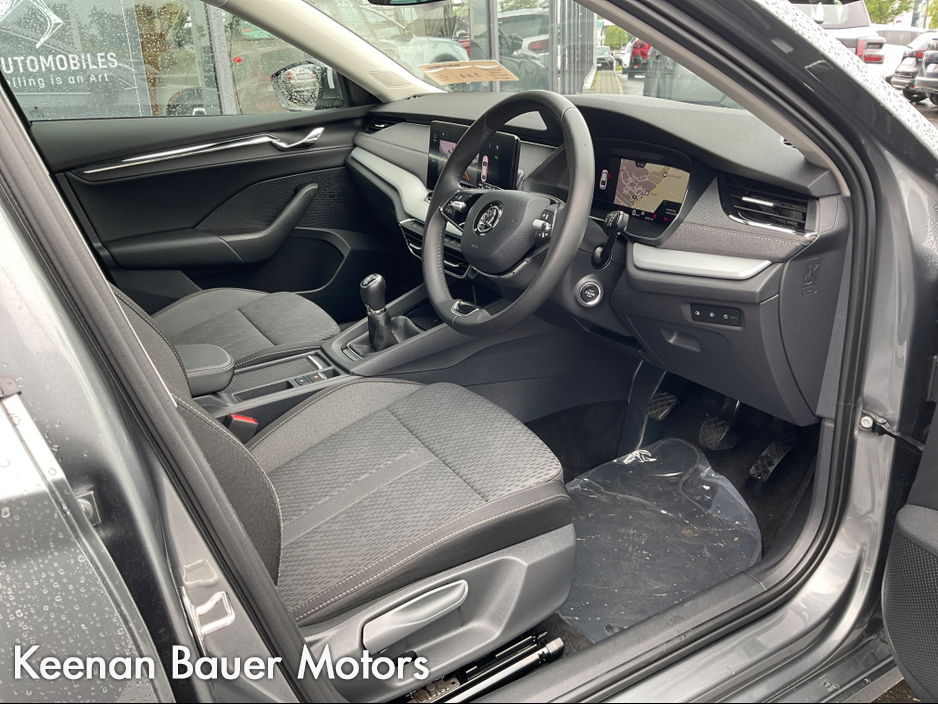 2024 Skoda Octavia 1.0L Petrol For Sale Images