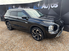 2023 Mitsubishi Outlander 2.4L Petrol Plug-in Hybrid For Sale Images
